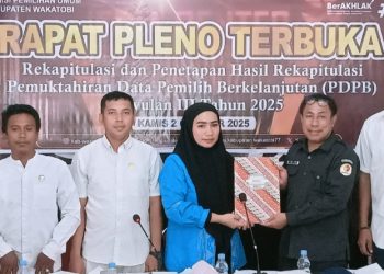 KPU Wakatobi menggelar Rapat Pleno Terbuka Rekapitulasi Pemutakhiran Data Pemilih Berkelanjutan (PDPB) Triwulan III Tahun 2025, di Kantor KPU, Kamis (2/10/2025). (Foto: Istimewa)