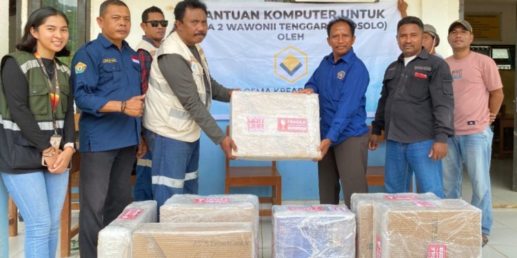 Bantu Literasi Digital, PT GKP Hadirkan Fasilitas Komputer Pertama di SMAN 2 Wawonii Tenggara. (Foto: Istimewa)