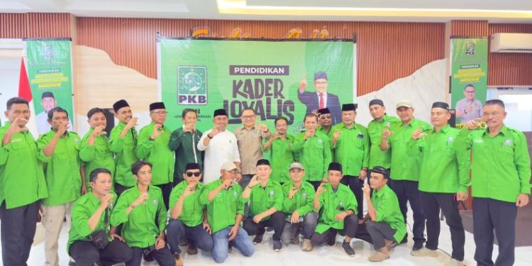 Kader Loyalis PKB di Kolaka Gelar Pendidikan Politik, Jaelani Tekankan Pentingnya Soliditas, Jumat (27/2/2026). (Foto: Istimewa)