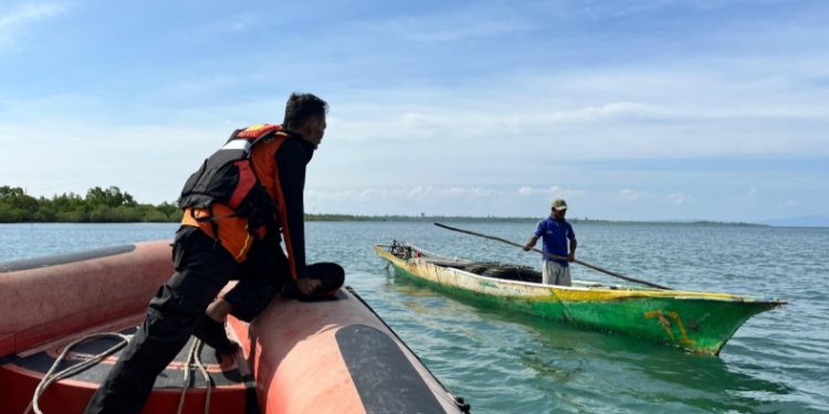 Nelayan Muna Ditemukan Selamat Setelah Hilang Saat Melaut di Perairan Bonea, Selasa (10/3/2026). (Foto: Dok KPP Kendari)