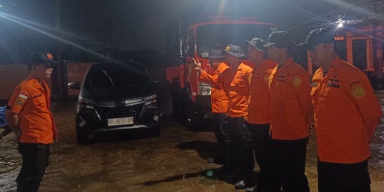 Basarnas Kendari Kerahkan Tim Rescue Pos SAR Kolaka untuk melakukan pencarian orang hilang warga Tinukari, Kecamatan Wawo, Kabupaten Kolaka Utara, Jumat (8/5/2026). (Foto: Basarnas Kendari)